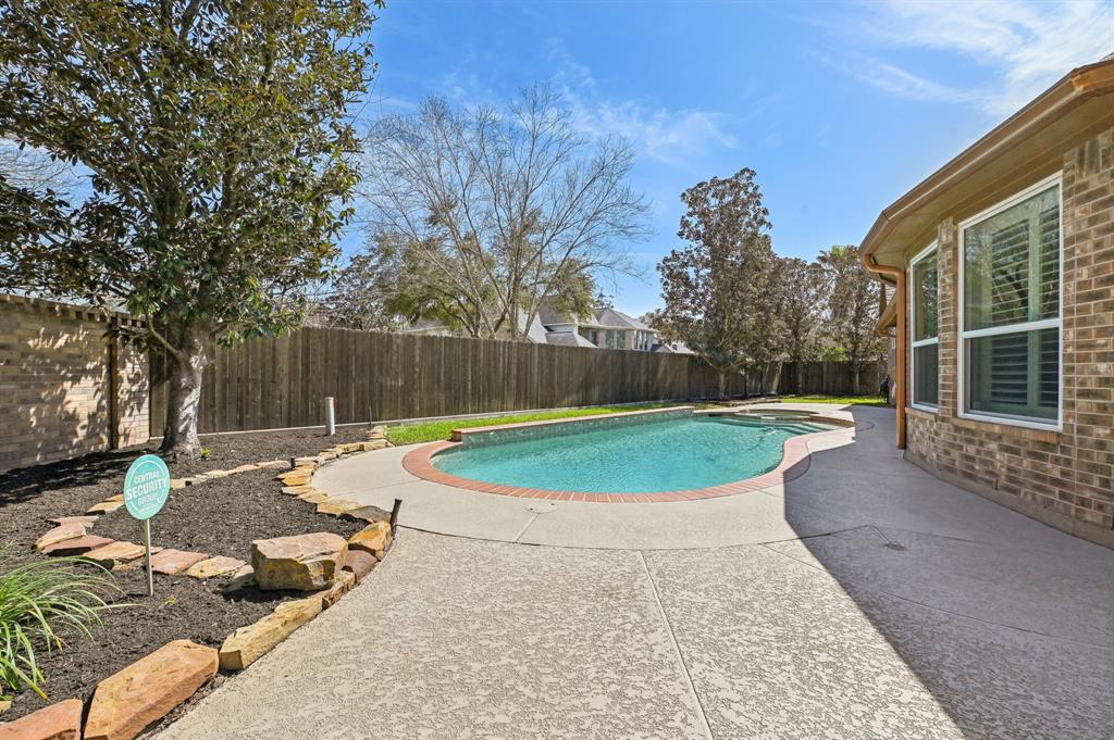 14714 Bainbrook Lane, Humble, Texas image 34