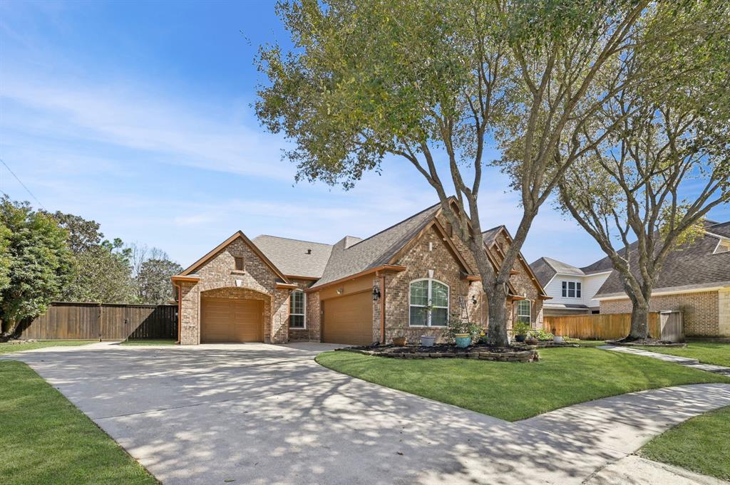 14714 Bainbrook Lane, Humble, Texas image 2
