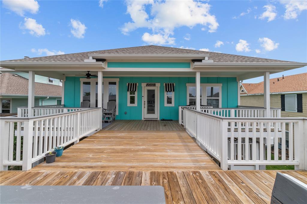 1003 Redfish Street