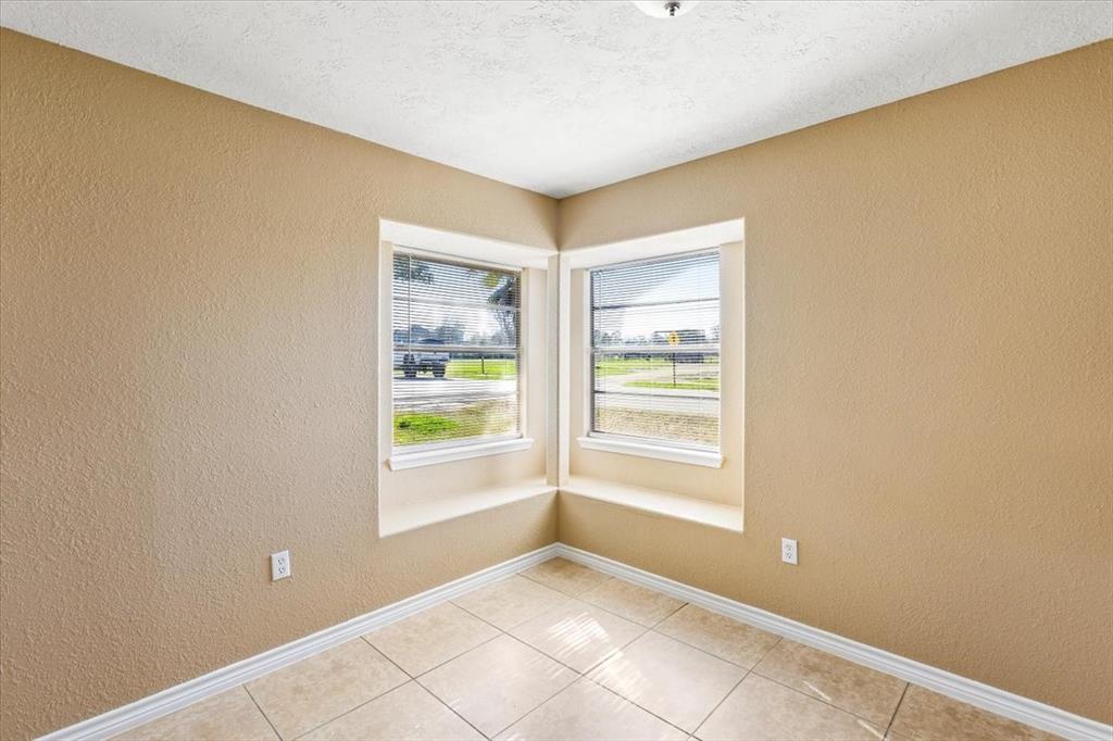 1426 Brookwood Court, Seabrook, Texas image 10