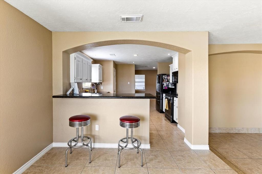 1426 Brookwood Court, Seabrook, Texas image 11