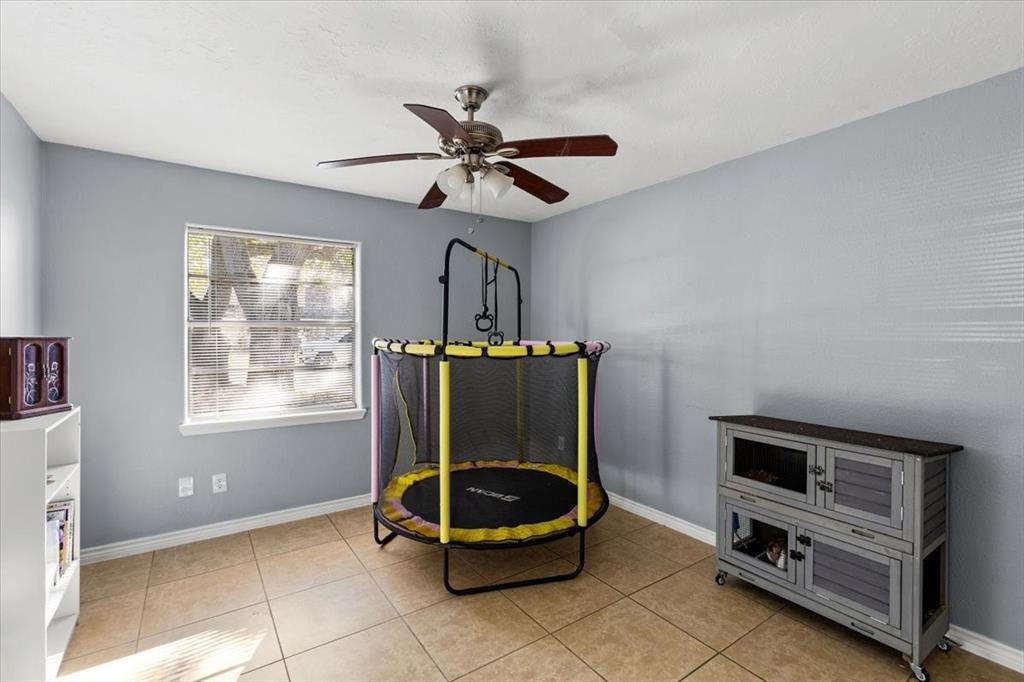 1426 Brookwood Court, Seabrook, Texas image 29