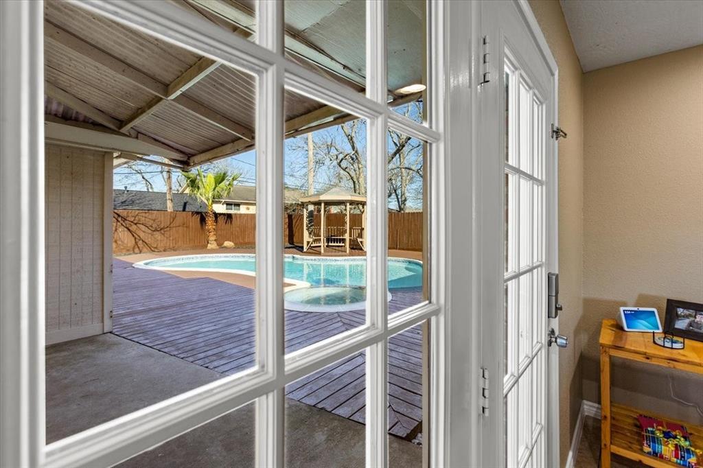1426 Brookwood Court, Seabrook, Texas image 19