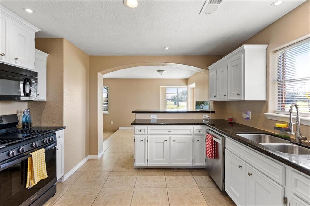 1426 Brookwood Court, Seabrook, Texas image 12