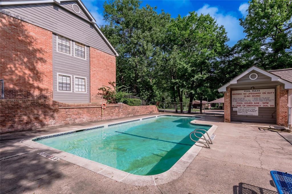 2401 Sycamore Avenue #D7, Huntsville, Texas image 25
