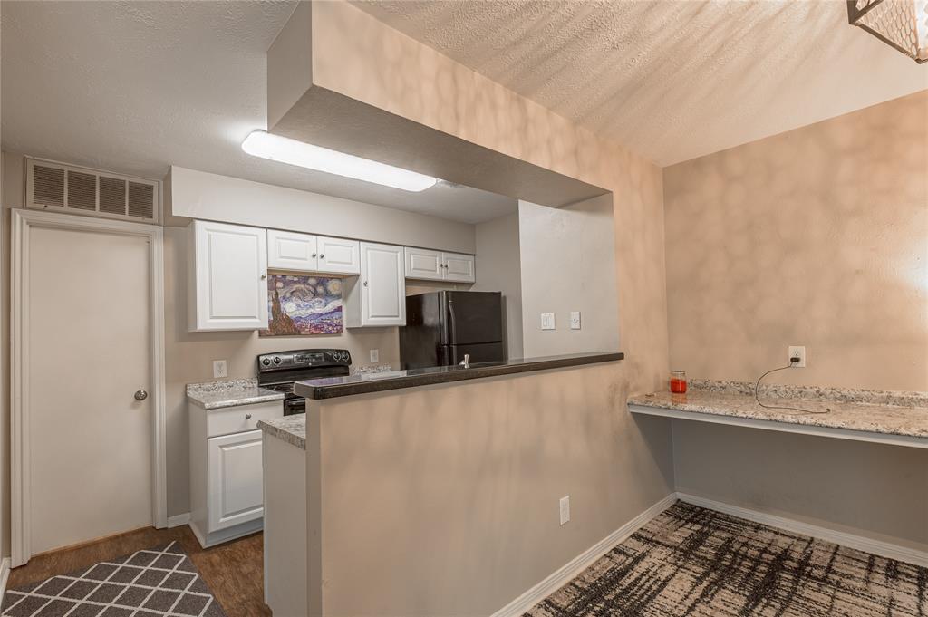 2401 Sycamore Avenue #D7, Huntsville, Texas image 14