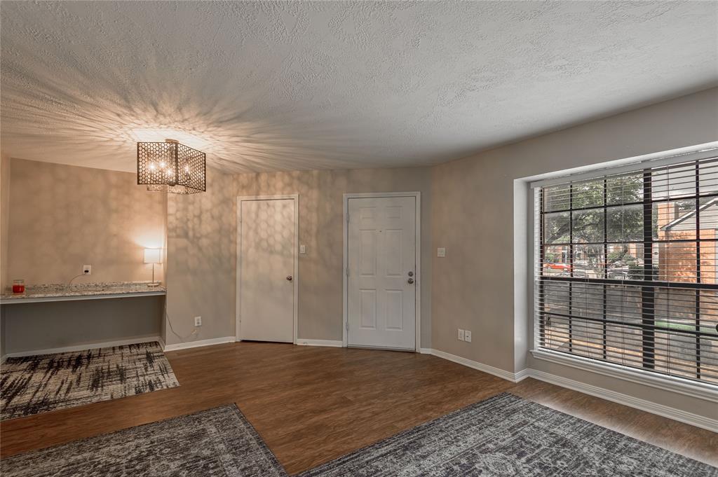 2401 Sycamore Avenue #D7, Huntsville, Texas image 8