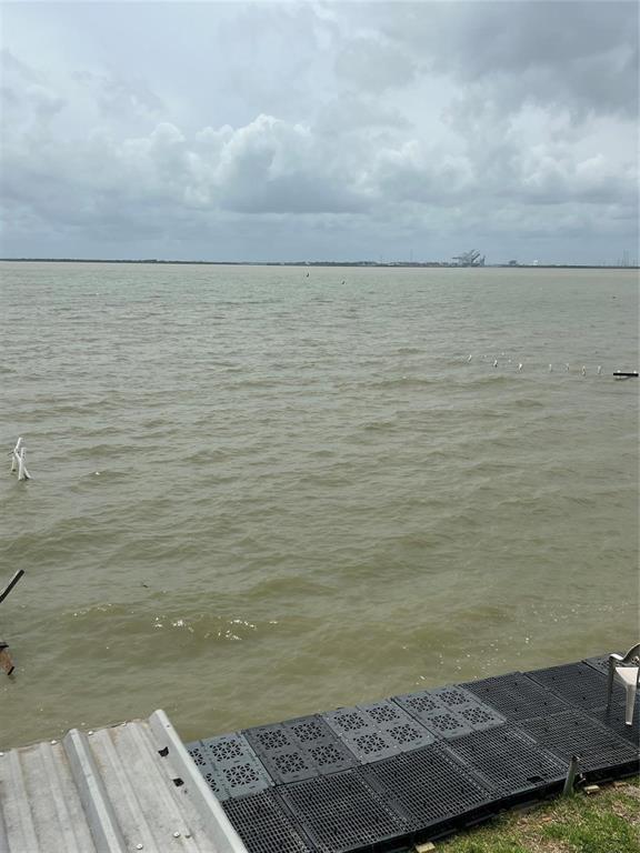2938 Bay Oaks Harbor Drive