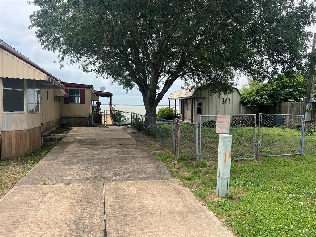 2938 Bay Oaks Harbor Drive