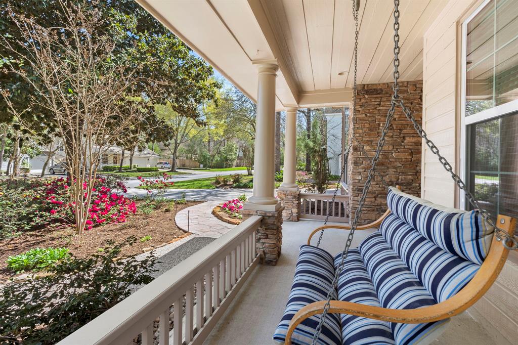 14 S Piney Plains Circle, The Woodlands, Texas image 3