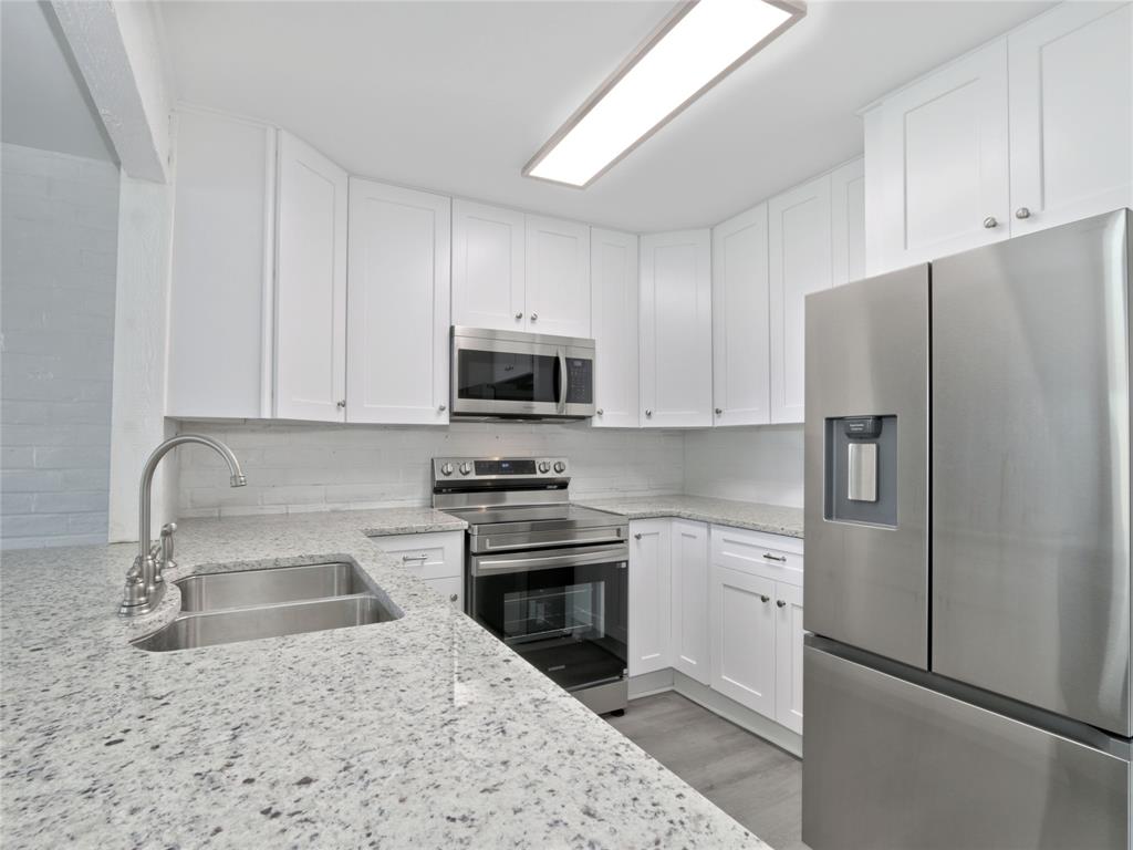 100 Edgewater Drive #32, Livingston, Texas image 1