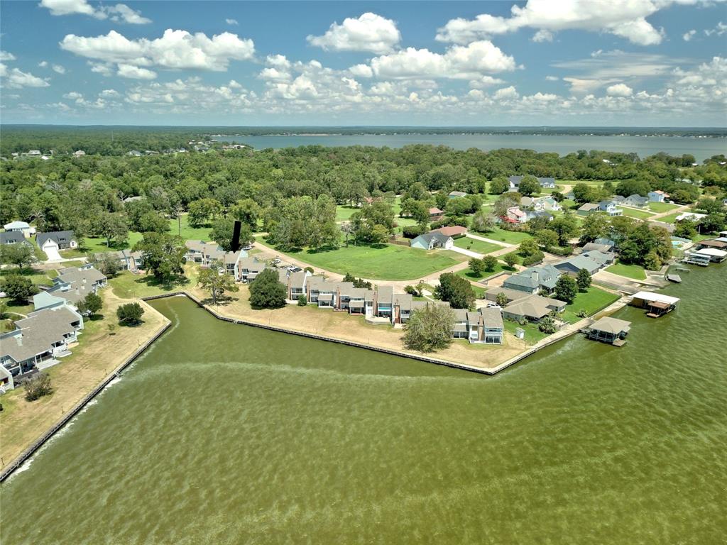 100 Edgewater Drive #32, Livingston, Texas image 36