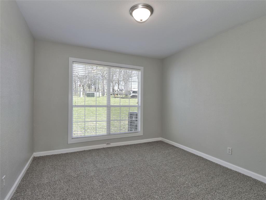 100 Edgewater Drive #32, Livingston, Texas image 10