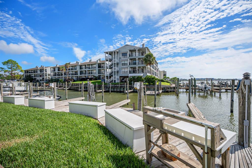 307 Yacht Club Lane #307, Seabrook, Texas image 20