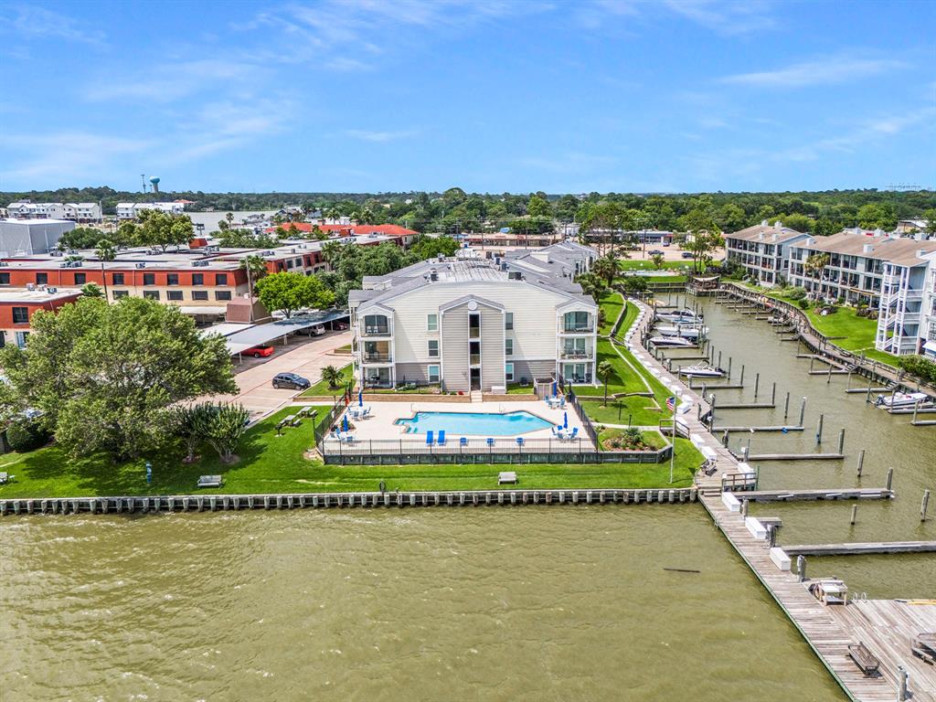 307 Yacht Club Lane #307, Seabrook, Texas image 24