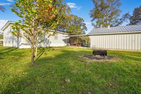 A home in New Caney