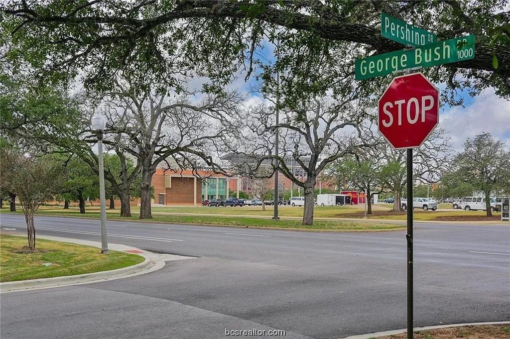 107 Pershing Avenue, College Station, Texas image 3