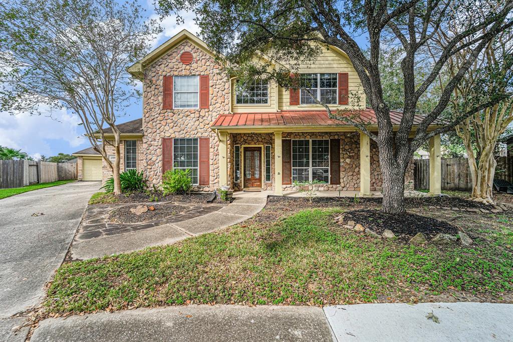 2370 Autumn Mist Court, League City, Texas image 1