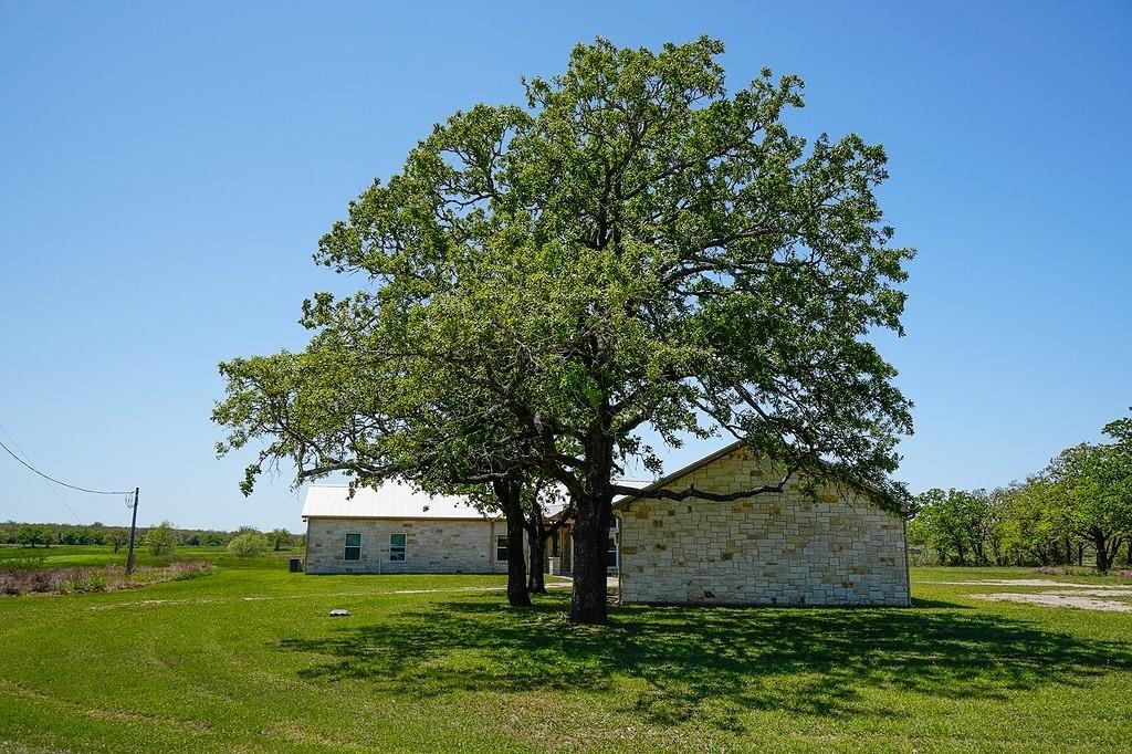 5411 N State Highway 95, Flatonia, Texas image 28