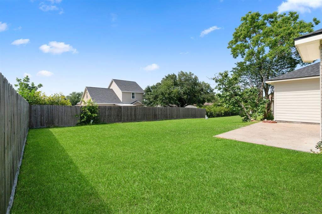 13446 Lake Breeze Lane, Willis, Texas image 21