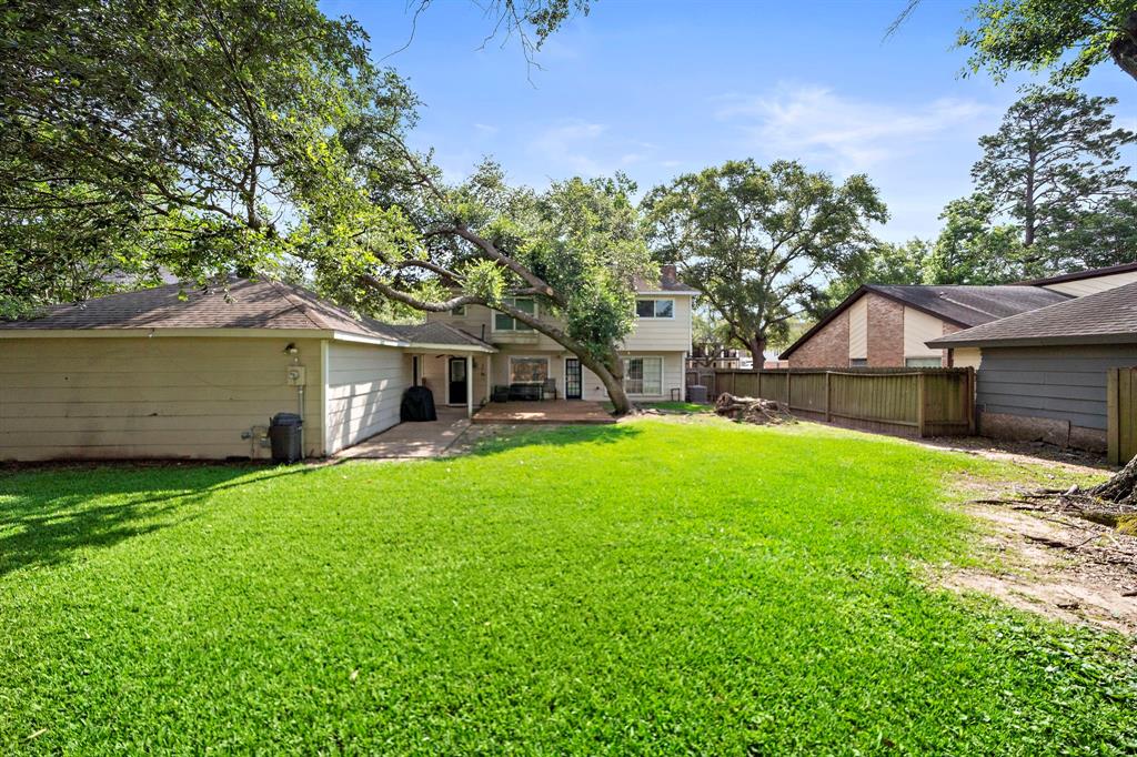 19719 Sweet Forest Lane, Humble, Texas image 20