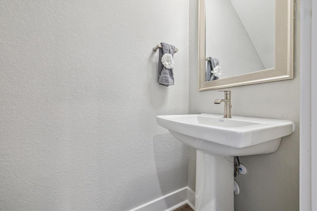 16036 Mason Run Drive, Houston, Texas image 18