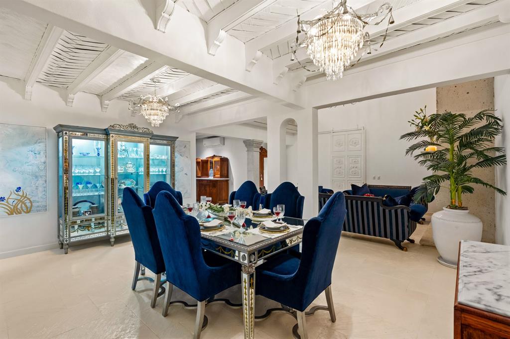 37750, Mexico, 4 Bedrooms Bedrooms, ,6 BathroomsBathrooms,Residential,Active,167040