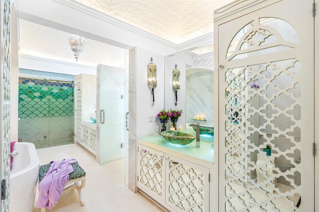 37750, Mexico, 4 Bedrooms Bedrooms, ,6 BathroomsBathrooms,Residential,Active,167040