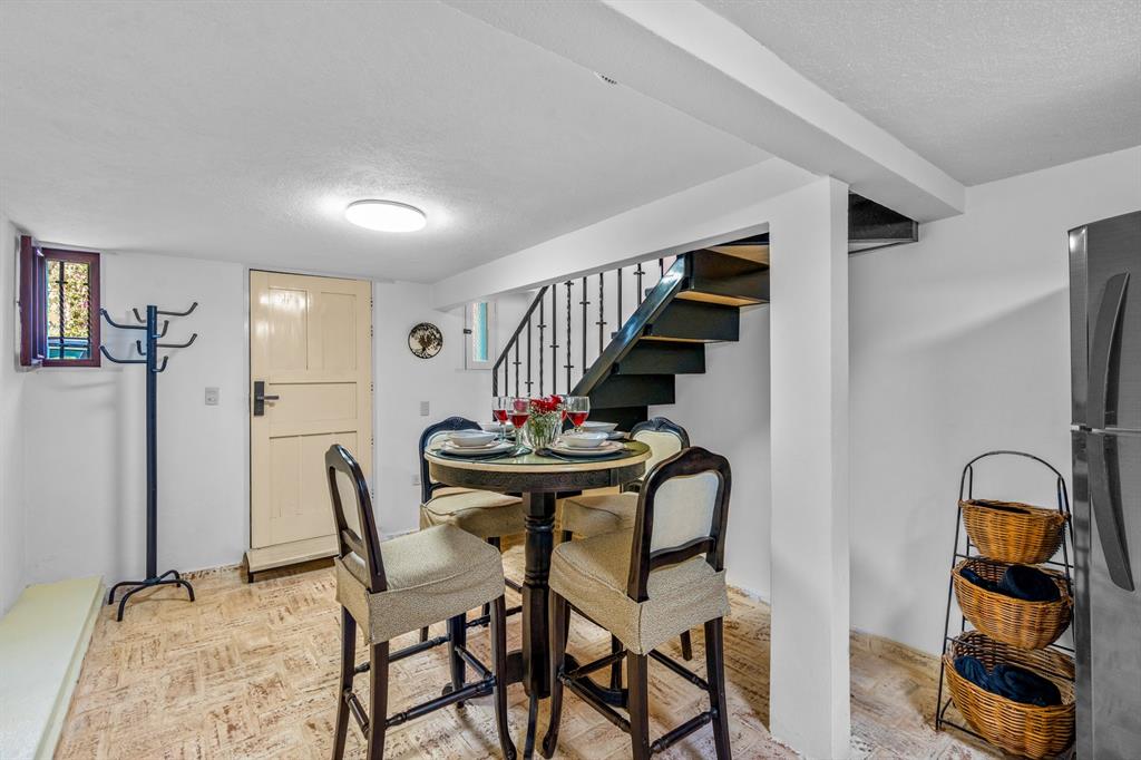 37750, Mexico, 4 Bedrooms Bedrooms, ,6 BathroomsBathrooms,Residential,Active,167040