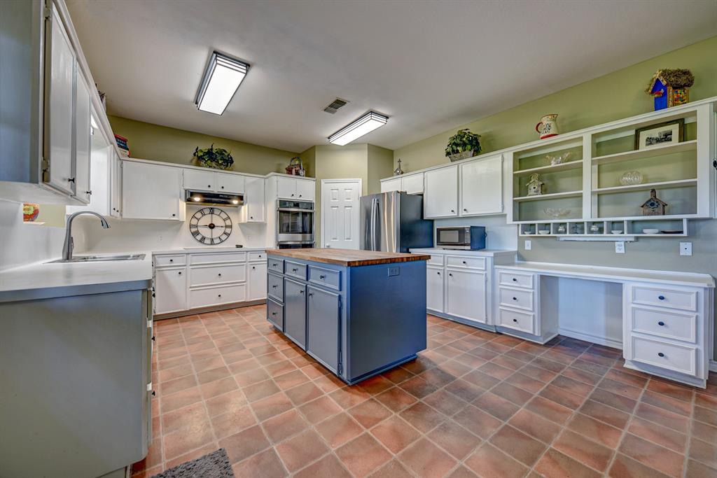 2537 Mill Creek Road, Bellville, Texas image 4