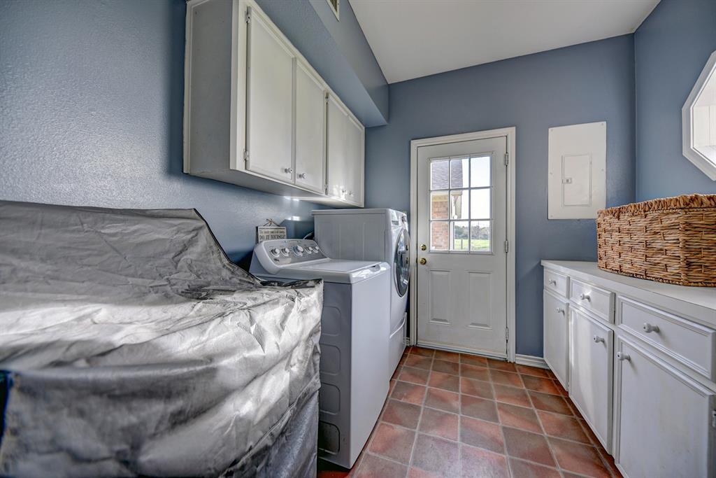 2537 Mill Creek Road, Bellville, Texas image 37