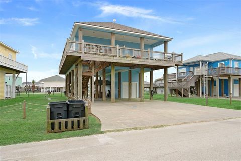 Single Family Residence in Crystal Beach TX 983 Redfish Street 42.jpg