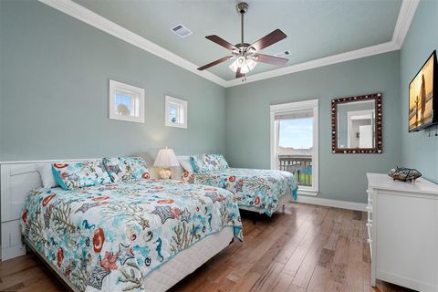 Single Family Residence in Crystal Beach TX 983 Redfish Street 21.jpg