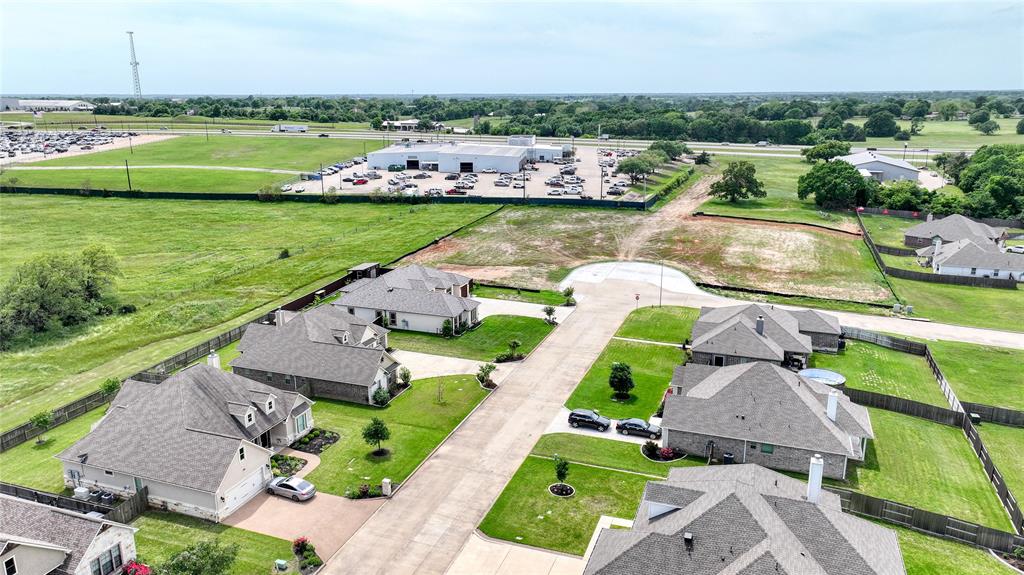 493 Oak Crest Lane, Brenham, Texas image 1