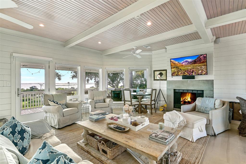 3408 Treasure Circle