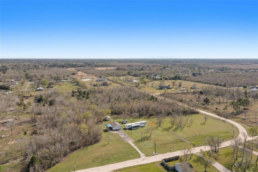 2993 Schroeder Lane, Alvin, Texas image 9