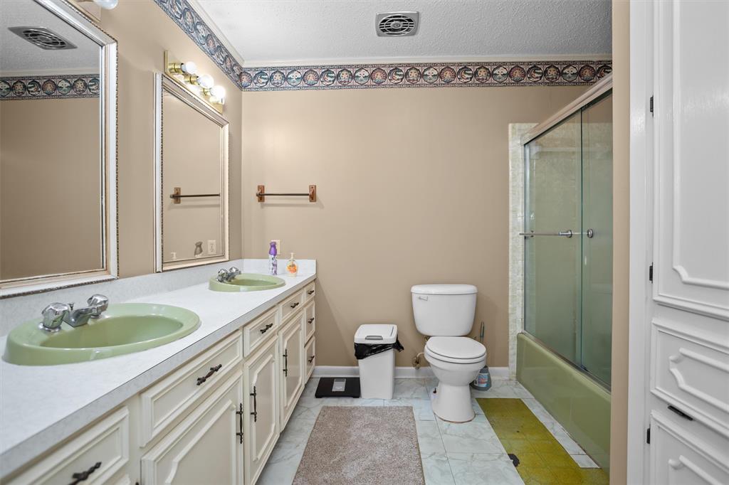 232 S Sanders Street, Nacogdoches, Texas image 21
