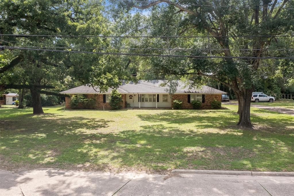 232 S Sanders Street, Nacogdoches, Texas image 25