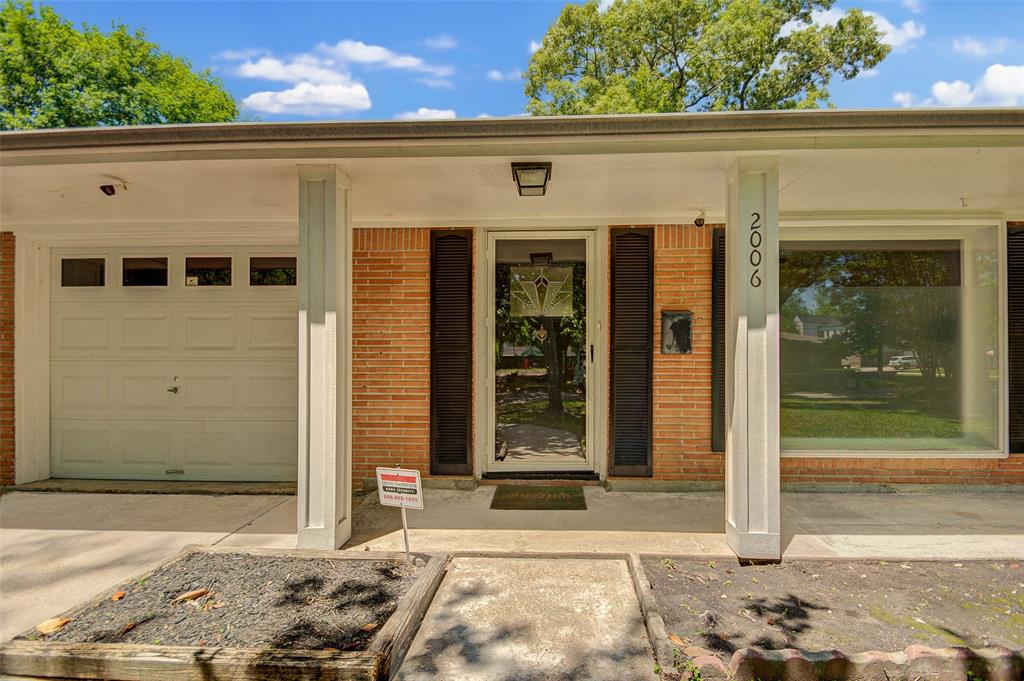 2006 Gardenia Drive