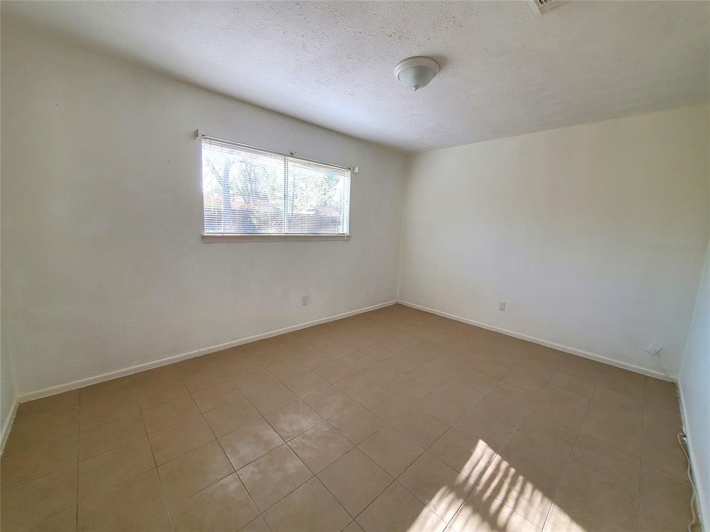 114 Lottie Lane, Friendswood, Texas image 14