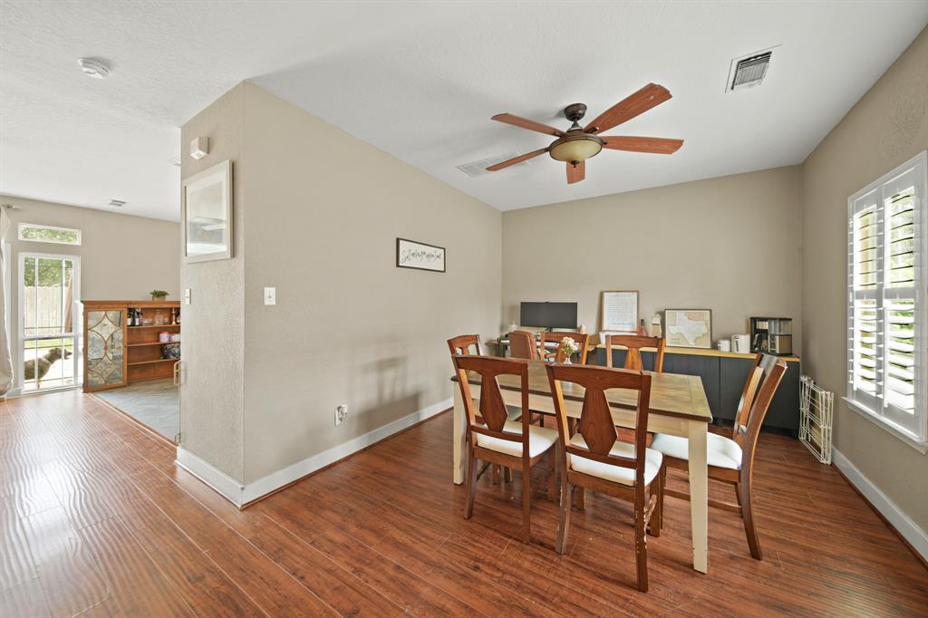 7703 Fallen Leaf, Missouri City, Texas image 7