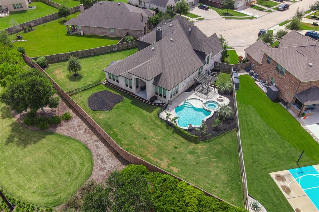 10002 Galileo Lane, Rosharon, Texas image 30
