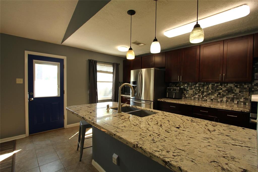 4906 30th Street, Dickinson, Texas image 13
