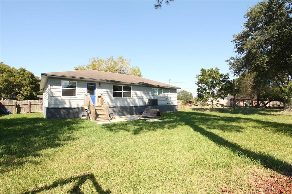 4906 30th Street, Dickinson, Texas image 9