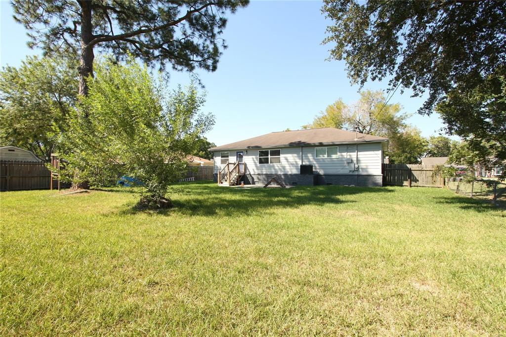 4906 30th Street, Dickinson, Texas image 10