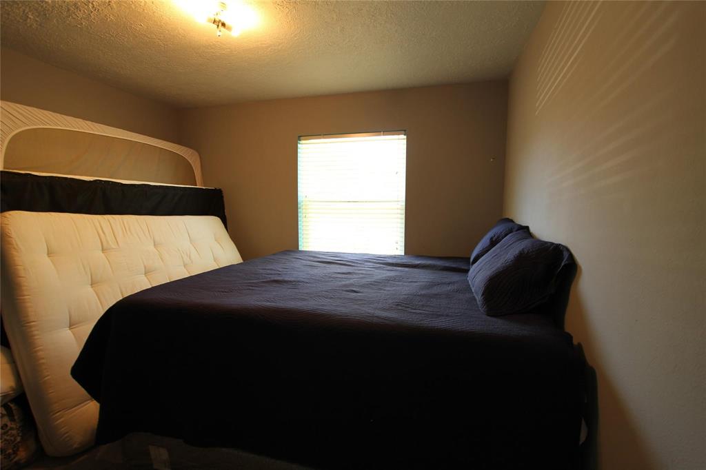 4906 30th Street, Dickinson, Texas image 28