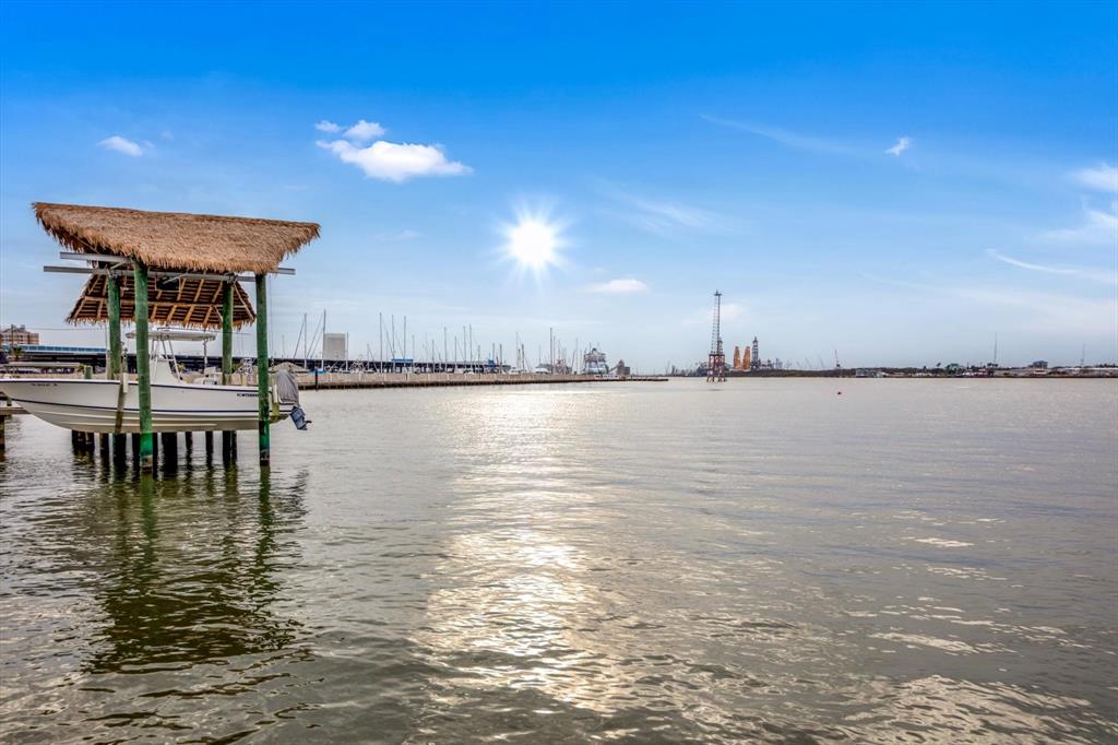 1109 Harbor View Drive, Galveston, Texas image 43