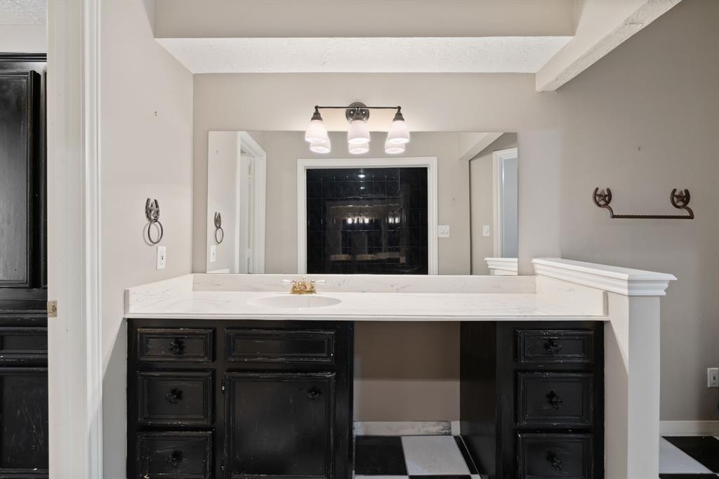 12207 Glenview Drive, Montgomery, Texas image 31