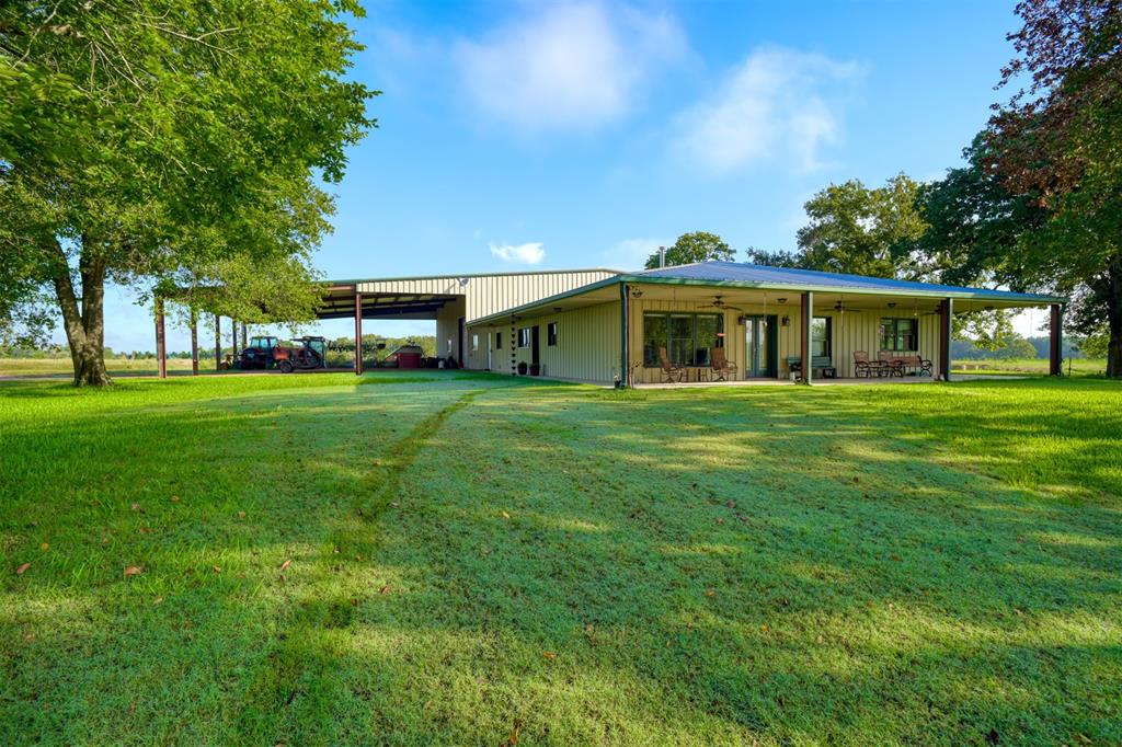 945 Justice Road, West Point, Texas image 1