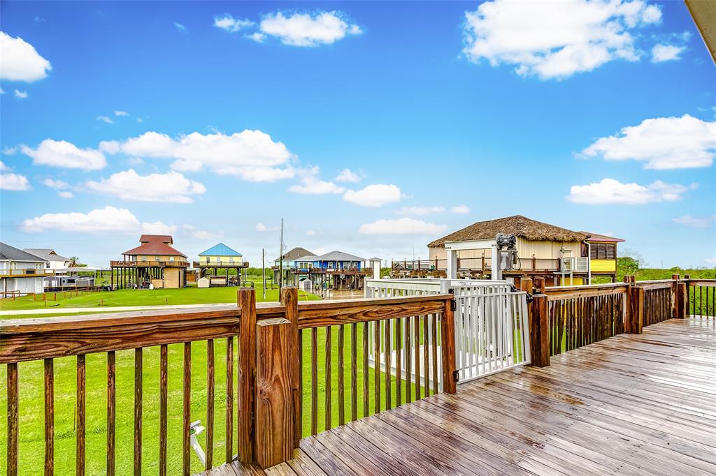 835 Johnson Crawford Circle, Port Bolivar, Texas image 28